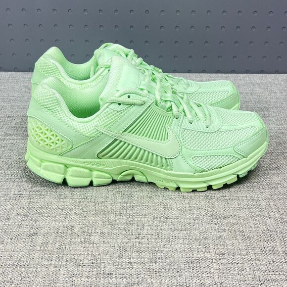 Nike Zoom Vomero 5  Pistachio Vapor Green HF5493-301 - Men's 8 / Women's 9.5 - Picture 3 of 12